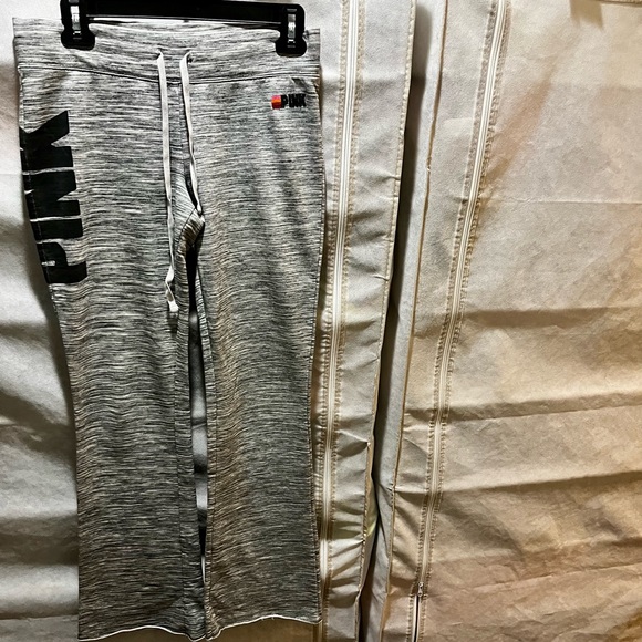 Pink VS boyfriend sweatpants - Picture 11 of 14